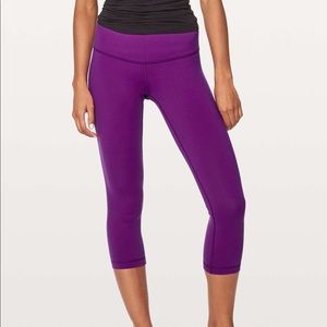 Lululemon Wunder Under Crop III